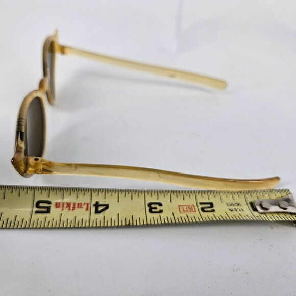 Vint 1950s Style Sun Glass Cat Eye Wear Gold Clear Straight Temple Arm Plastic